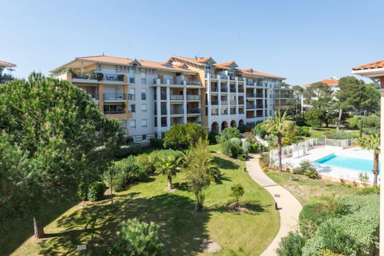 Vacanceole - Les Calanques Du Parc Frejus Exterior photo