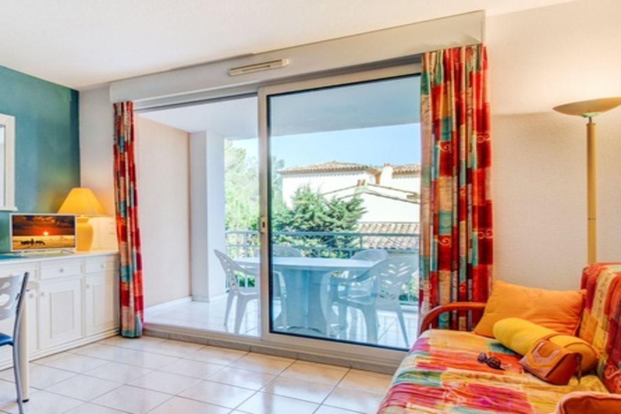 Vacanceole - Les Calanques Du Parc Frejus Exterior photo