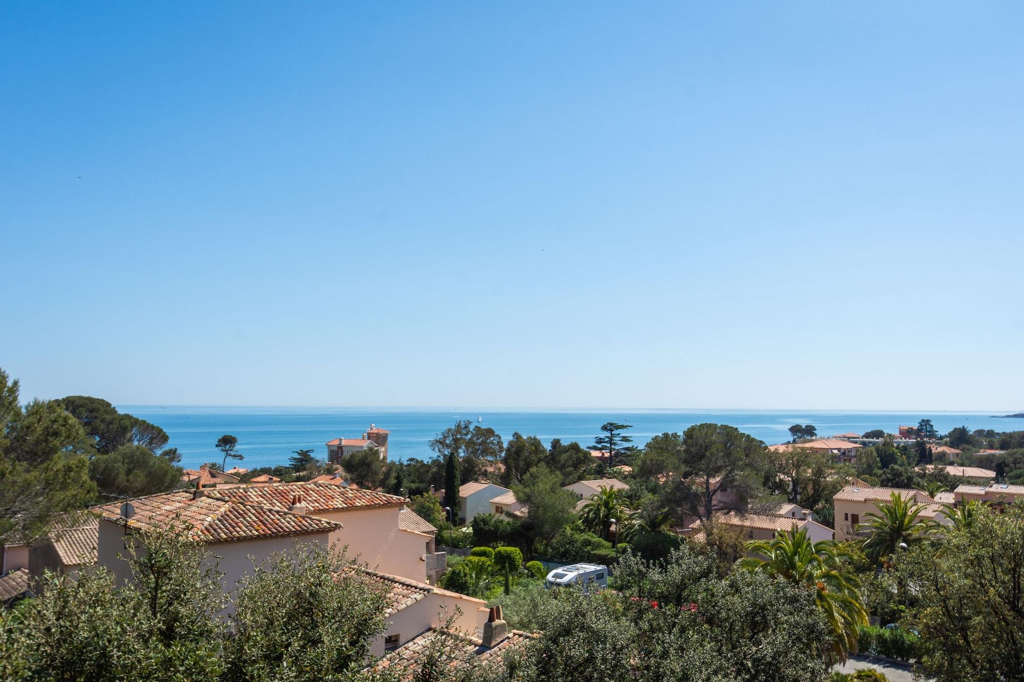 Vacanceole - Les Calanques Du Parc Frejus Exterior photo