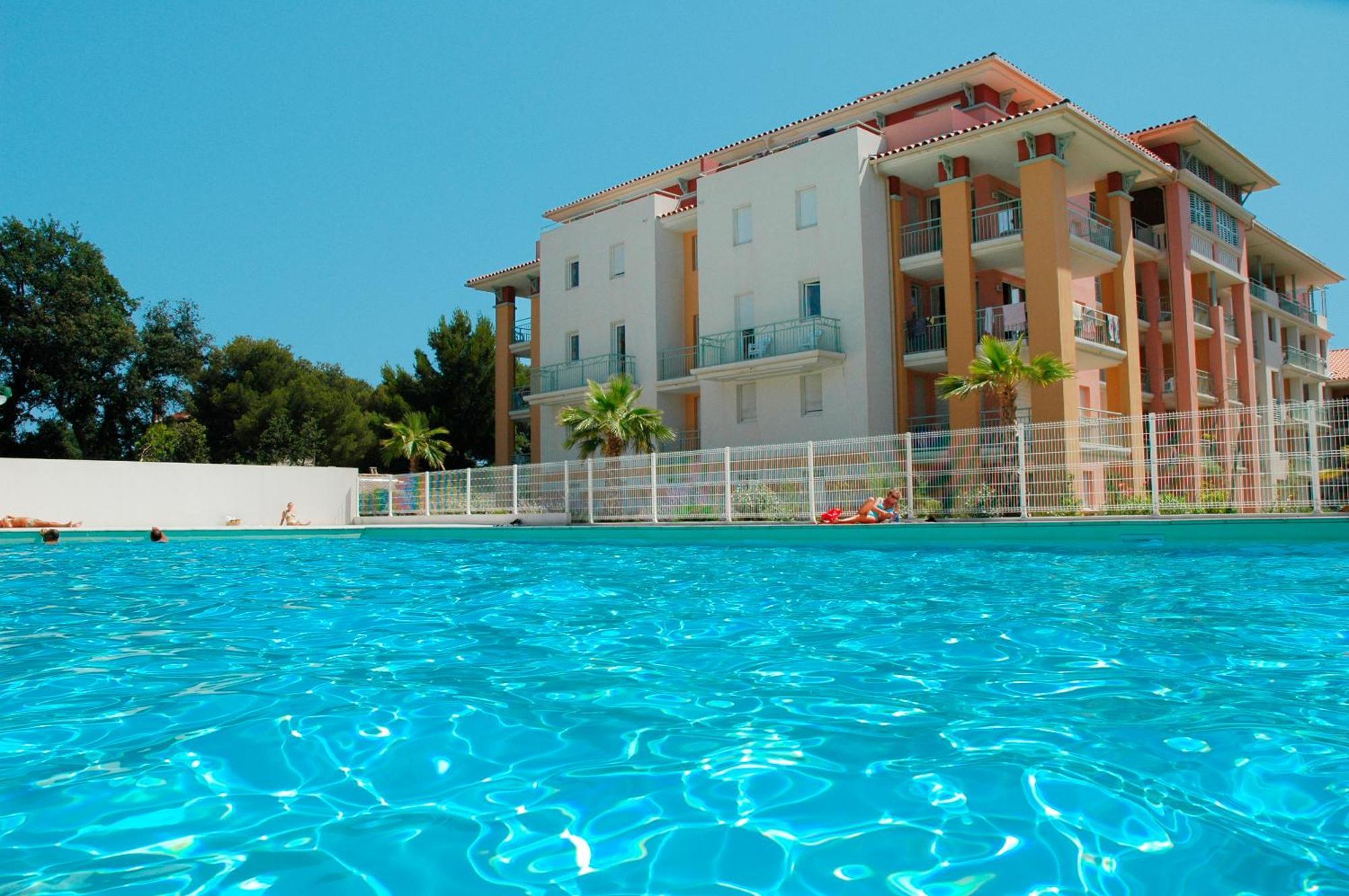 Vacanceole - Les Calanques Du Parc Frejus Exterior photo