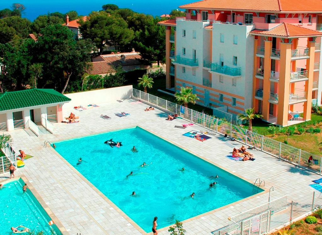 Vacanceole - Les Calanques Du Parc Frejus Exterior photo