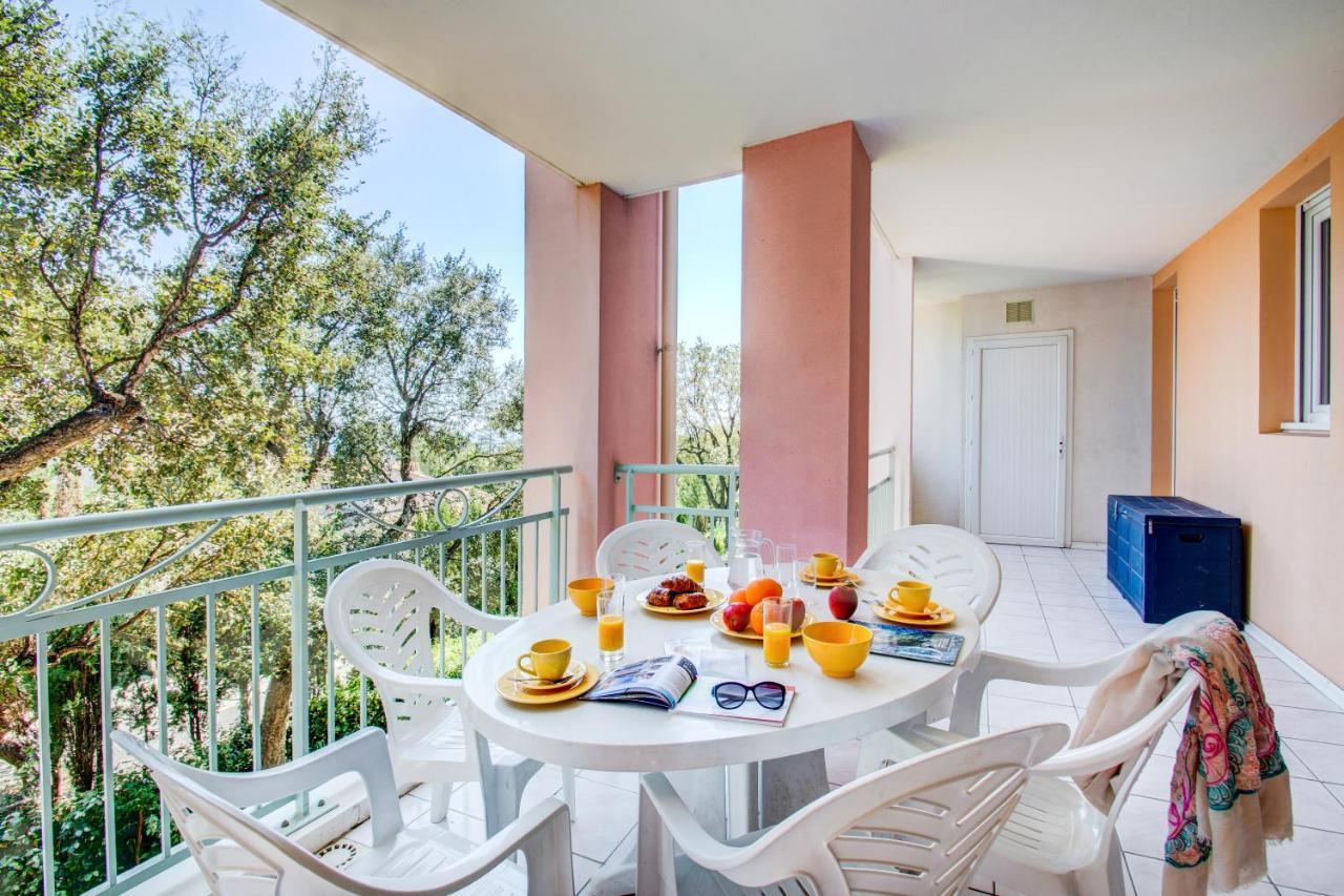 Vacanceole - Les Calanques Du Parc Frejus Exterior photo